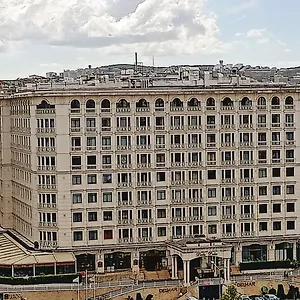 demir-palas.istanbul-turkeyhotels.com/